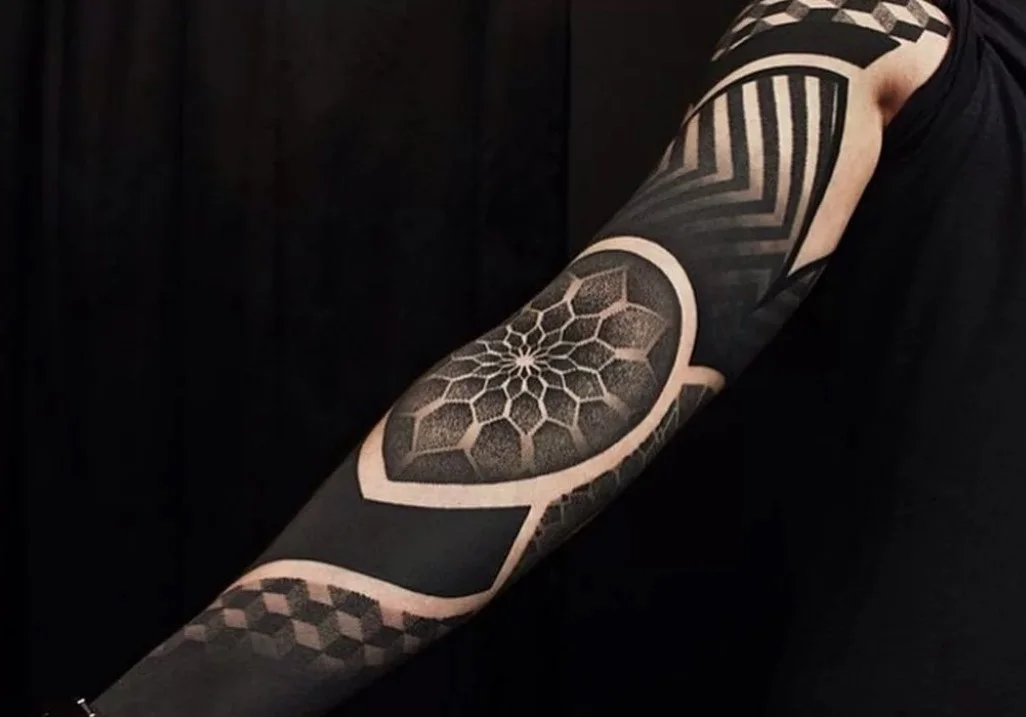 Detailed Steps for Proper Tattoo Aftercare (First Mention)