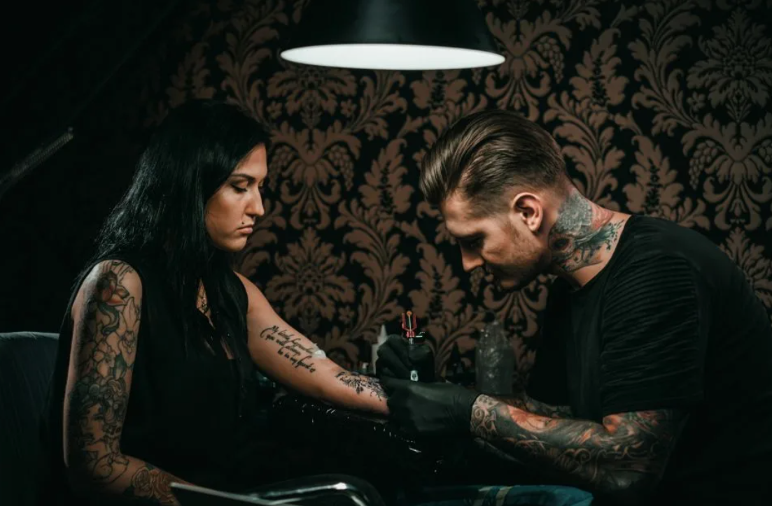 How to Choose a Tattoo Artist for Your First Tattoo
